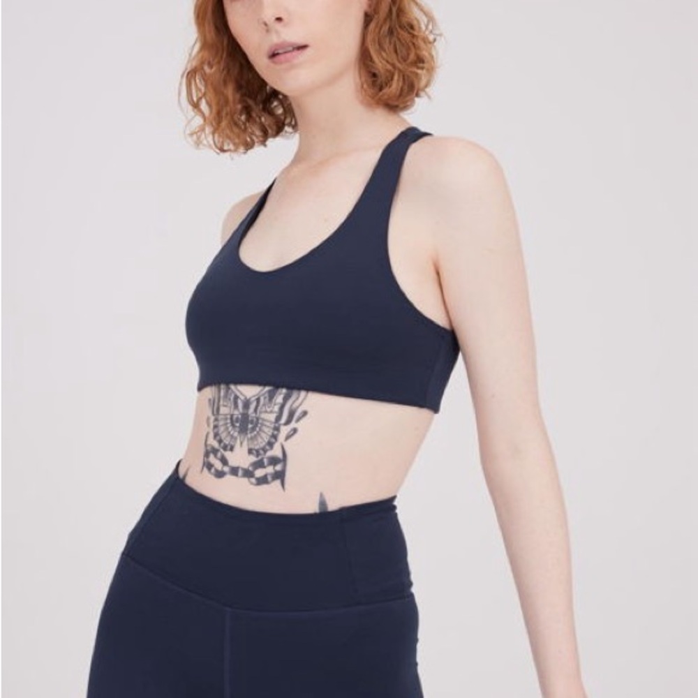 Girlfriend Collective Lola V-Neck Bra (Midnight)